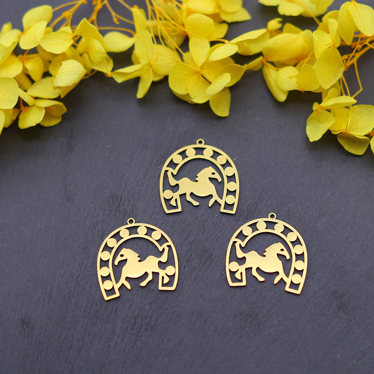 3 قطع U-شكل حدوة الحصان سحر قلادة DIY الحرفية قلادة أساور صنع المجوهرات الحصان الحيوان الفولاذ المقاوم للصدأ المواد المعدنية #2