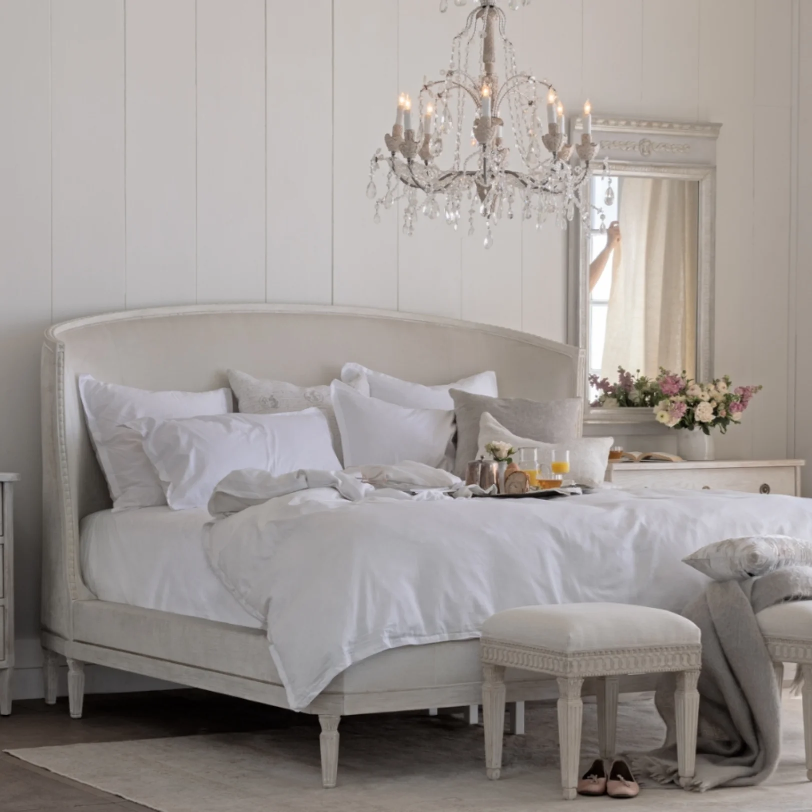 ^Factory Manufacture Modern Soft Bed Various Latest Design Solid Wood French Style Wooden Bed Sample