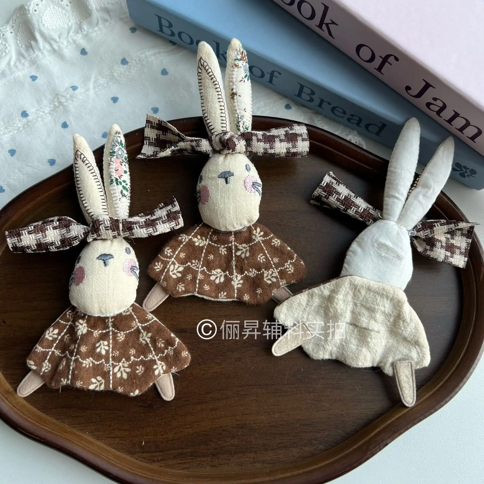 Cartoon 3D Rabbit Plush Brooch Pin Woodland Style for Clothes Cushion Bag DIY Sewing Accessory Kawaii Cute