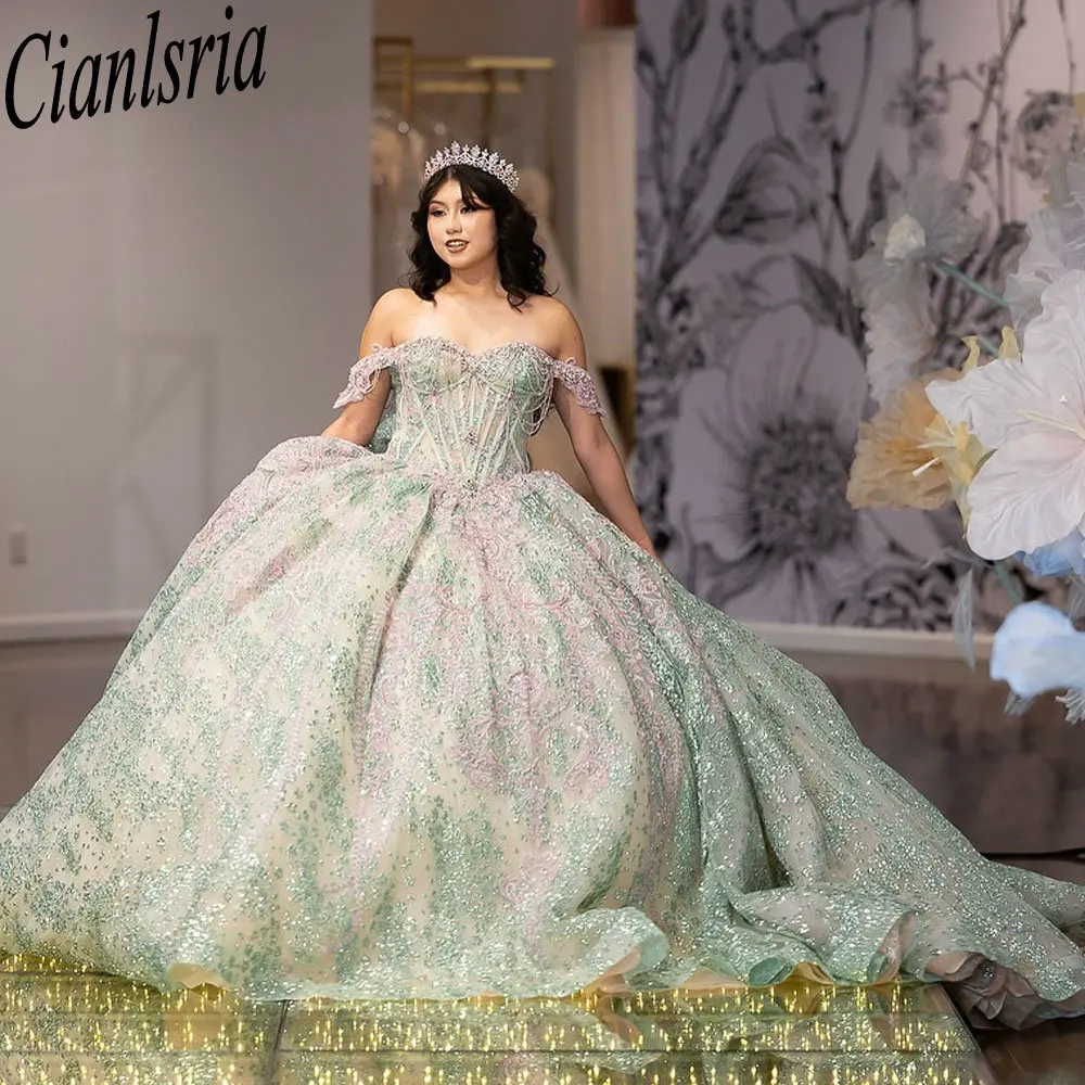 فساتين Quinceanera مطرزة بالخرز من الكريستال اللامع ، ثوب الكرة ، يزين الدانتيل القوس الحلو 16 ، 15 سنة