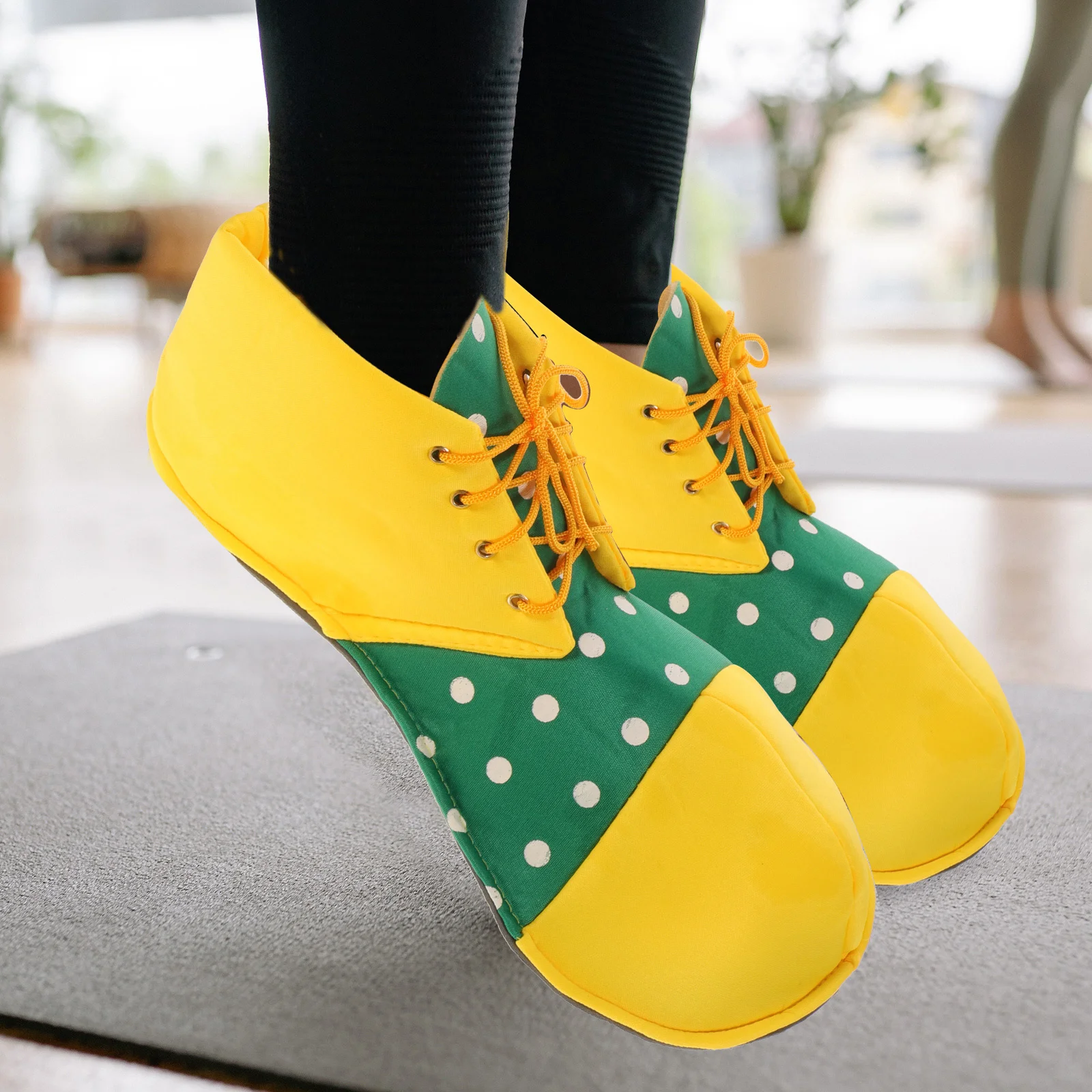 أحذية المهرج اللامعة كبيرة الحجم مصنوعة من القماش مع ربطات عنق قابلة للتعديل تناسب أزياء الحفلات القابلة لإعادة الاستخدام، مثالية للاستخدام للحفلات التنكرية #3