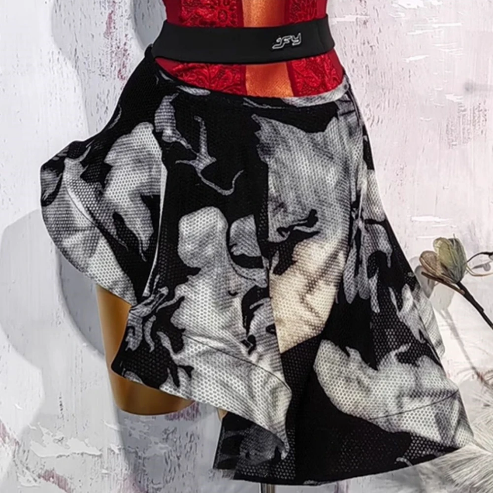 Abito da ballo senza maniche Top da ballo latino Camicia da ballo sexy con linea di bretelle Gonna a lisca di pesce stampata Abito da ballo con tuta da samba