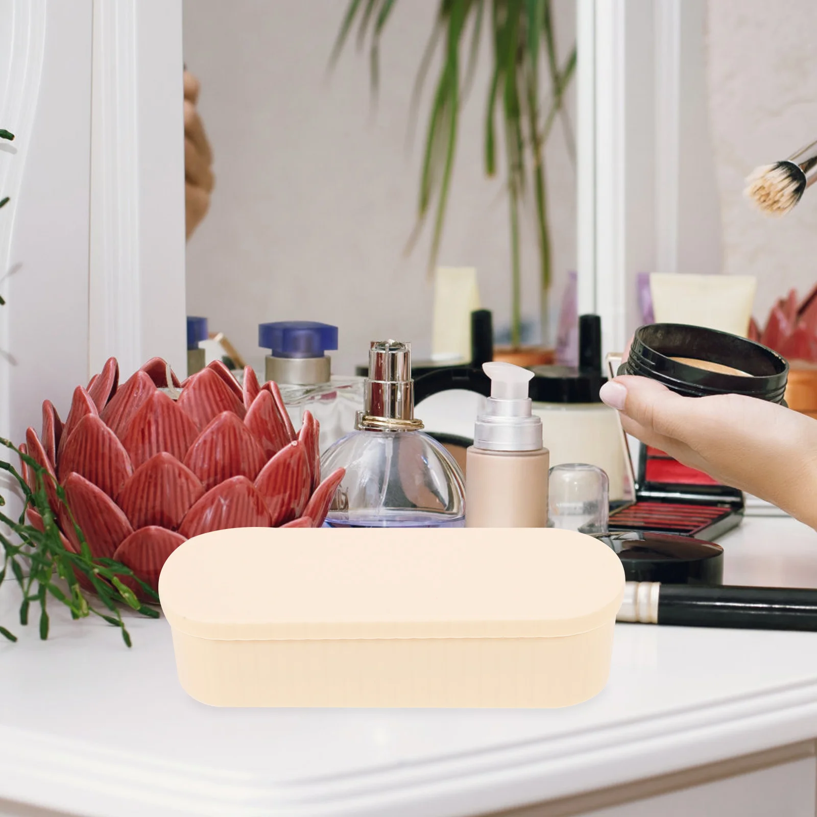 

Makeup Brush Cleaning Box Compact Portable For Travel Makeup Tools Storage Holder Cleaner Container Lightweight