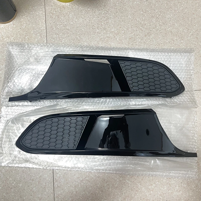 

For VW Jetta MK6 VI 2012 2013 2014 2PCS Auto Front Left Right Bumper Fog Light Lamp Grill Modification