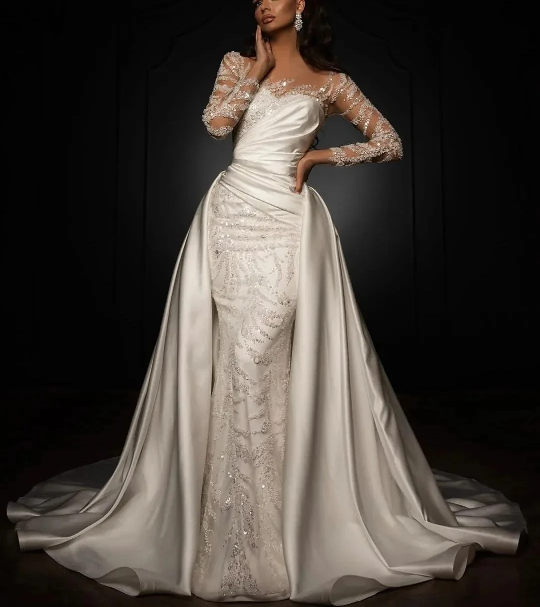 Customized Sheer Neck Shinny Beads Sequins  Wedding Dress with Removable Skirt Robe De Mariée  Long Sleeves Vintage Bridal Gown