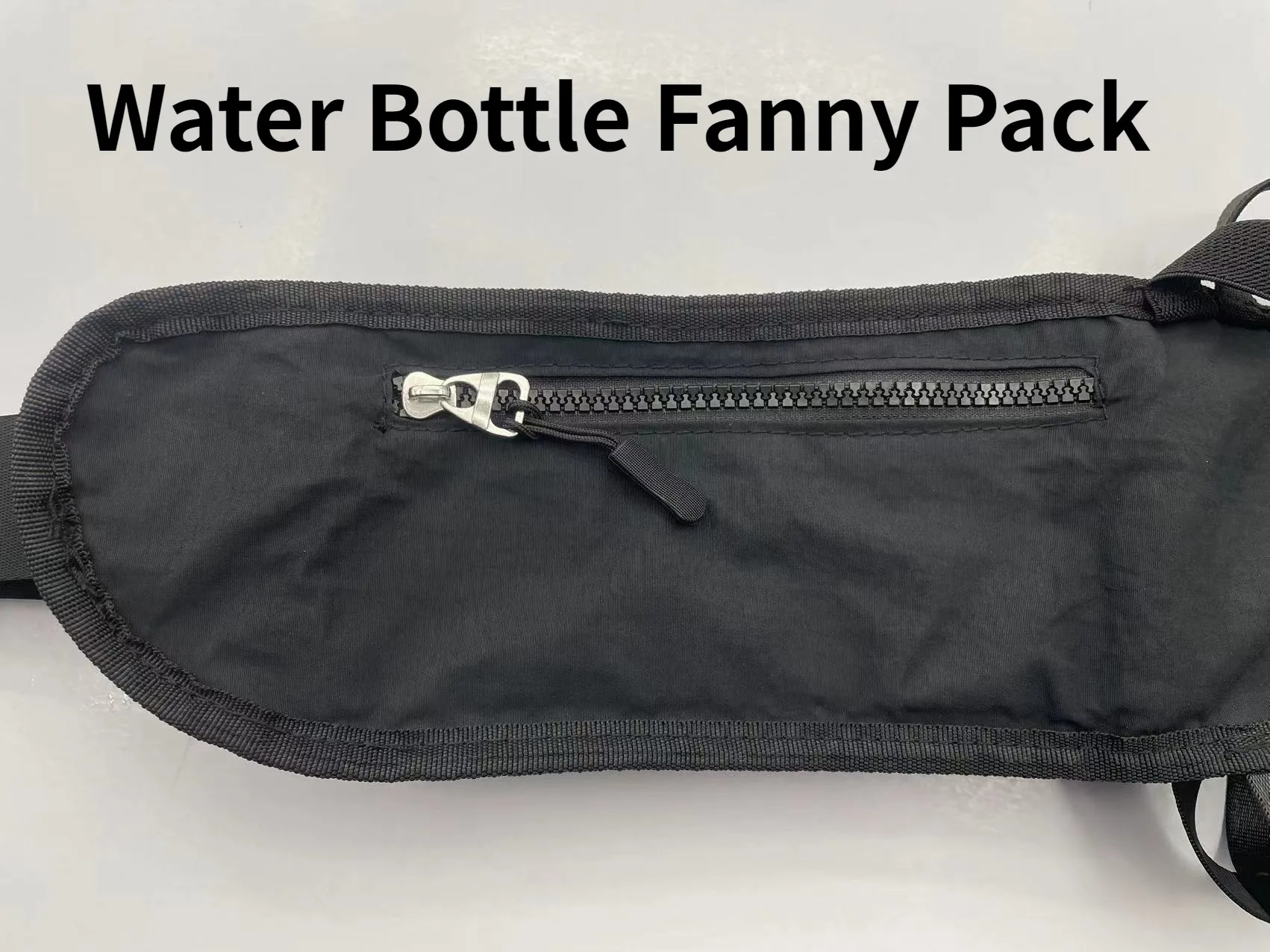 Wasserdichte Lauf-Hüfttasche mit Flasche - close-up view