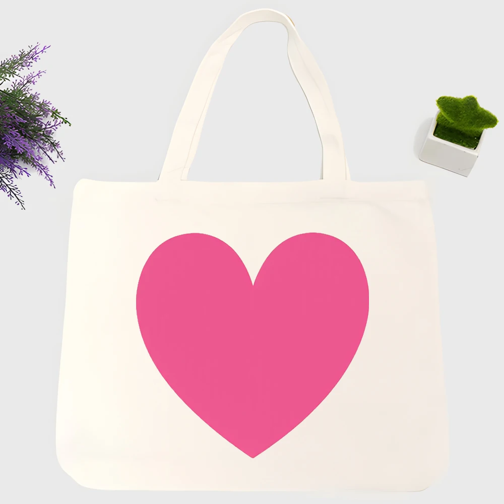 Women's heart print canvas tote bag, minimalist design for daily shopping and casual outings