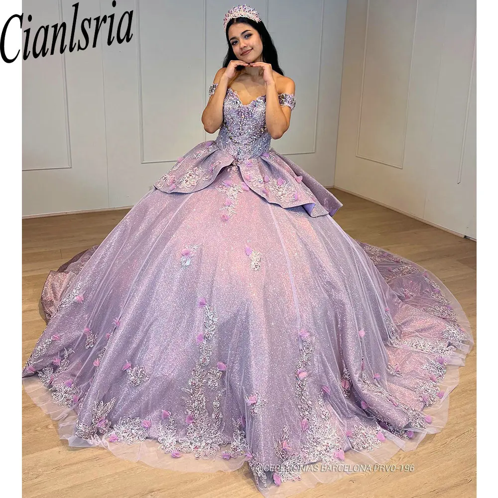 Vestido De baile De quinceañera con volantes y flores 3D lilas, hombros descubiertos, apliques De cuentas, corsé De encaje, 15 Años