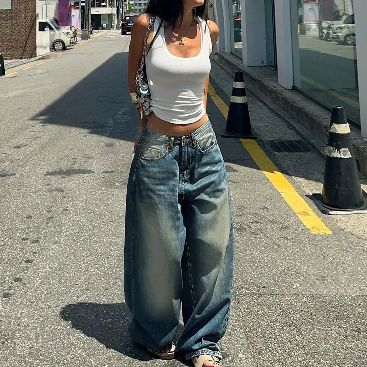 Retro High Waist Wide Leg Jeans Women's Autumn Casual Washed Back Pocket Design Versatile Denim Pants Ladies Premium Quality