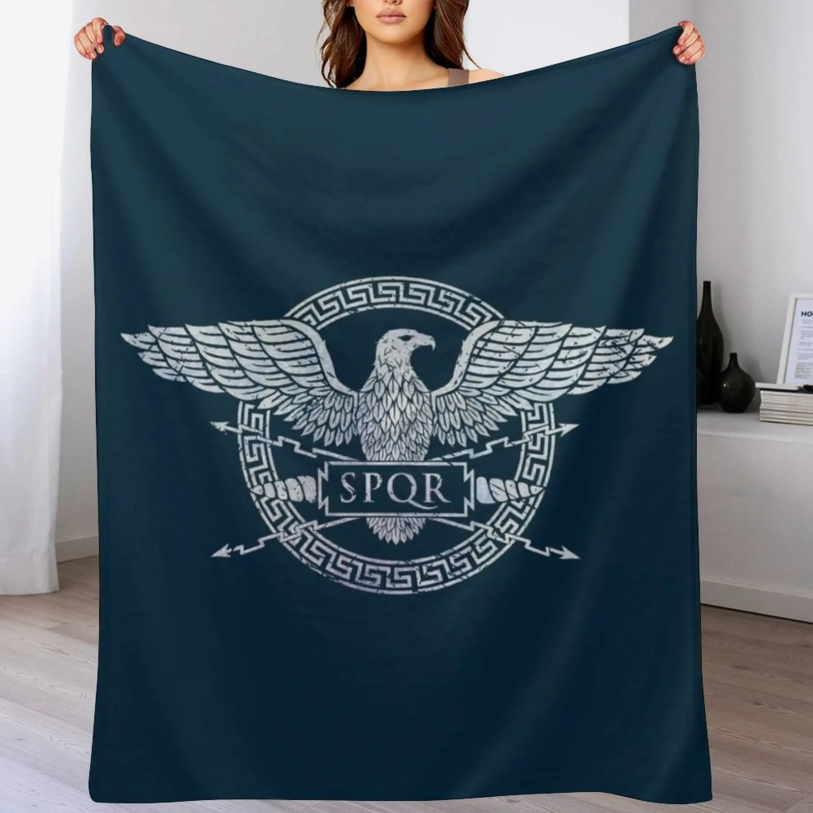 SPQR Roman Empire Eagle Emblem - Vintage White Throw Blanket Summer Cool Breathable Blanket for Sleeping