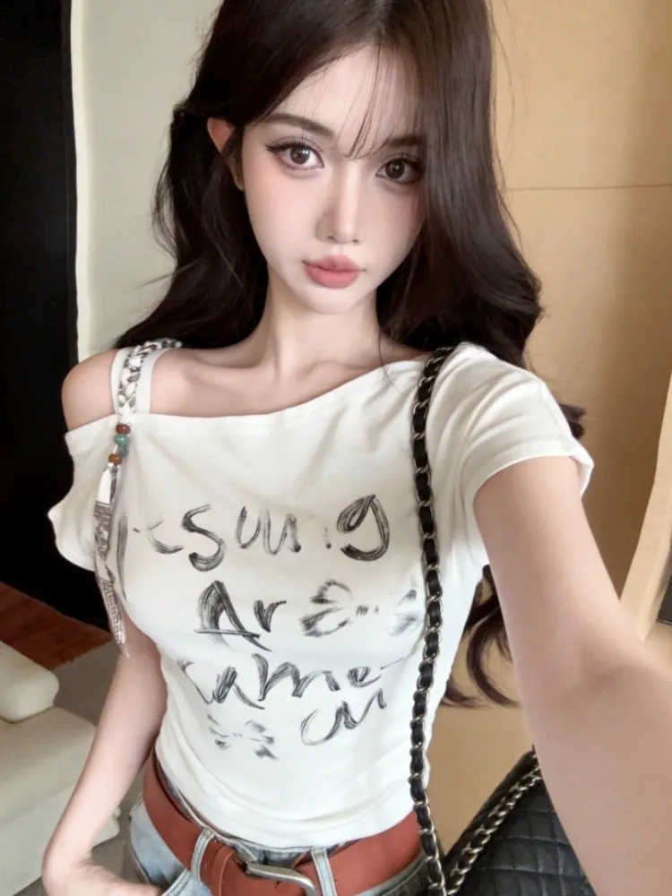 

Korean Style Short Sleeve Shoulder Bared T-Shirt Women's Summer New Design Letter Print Diagonal Collar Spicy Girl Top