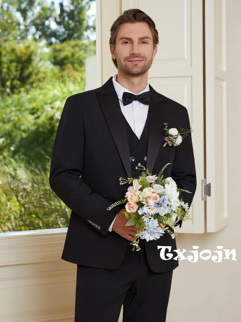 Multi-colors Man Slim Fit Suits 3 Pieces Business Banquet Party Wear Handsome Classic Peak Lapel Suit Set For Men Plus Size