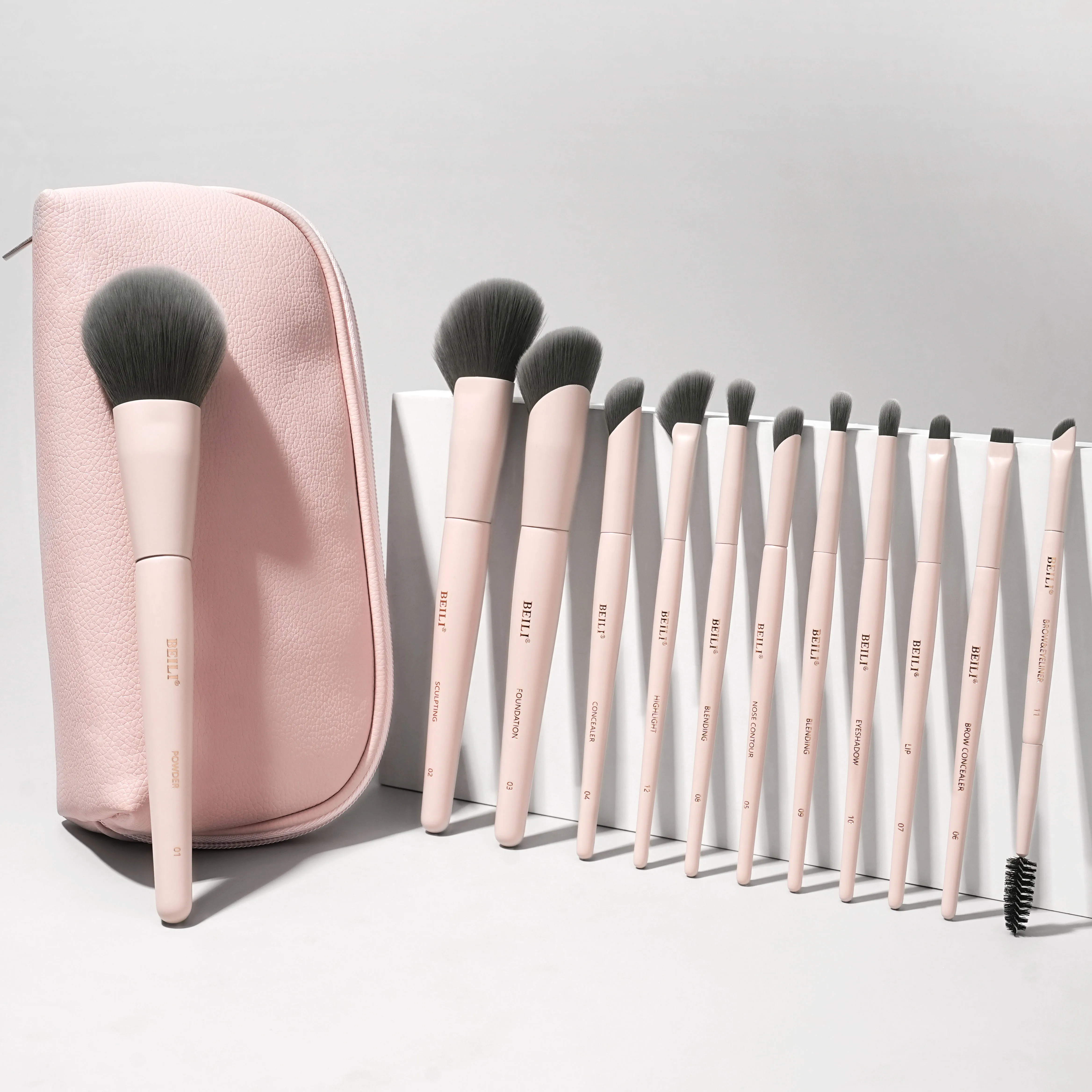 Customizable Professional Pink Makeup Foundation Brush Set High Quality Vegan Beauty Face Brushes Kit Private Label With Bag