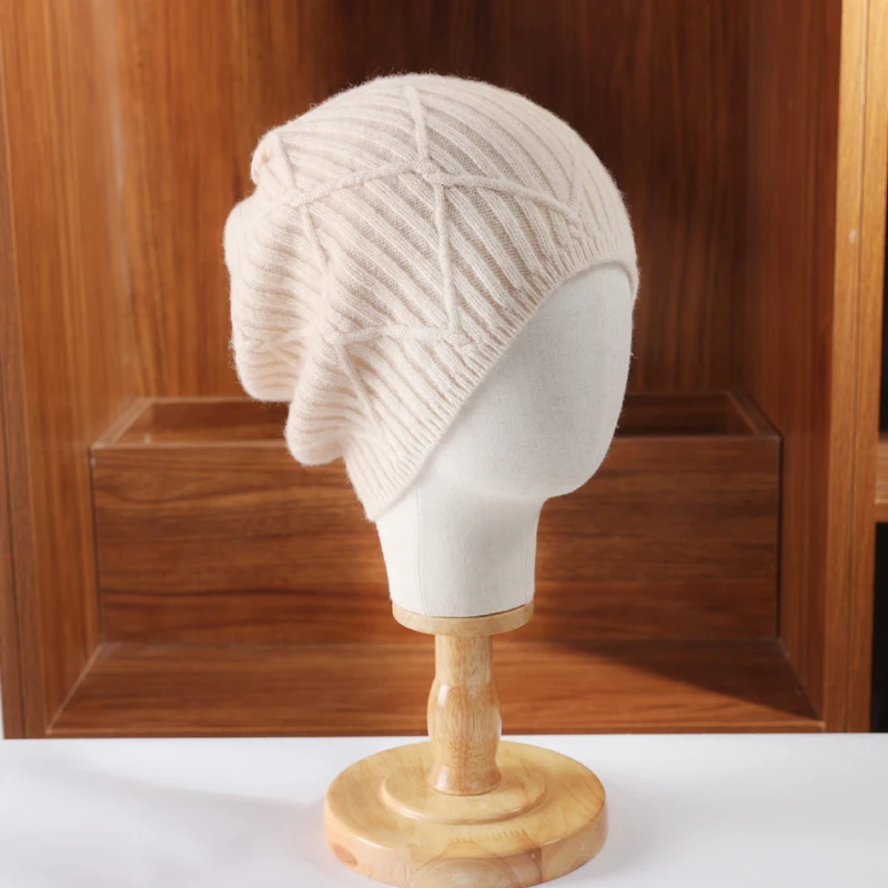 المرأة 100% الصوف قبعة شتوية قبعة لينة الدافئة Skullies قبعة مع المعين نمط كوريا موضة الأذن دفئا بونيه