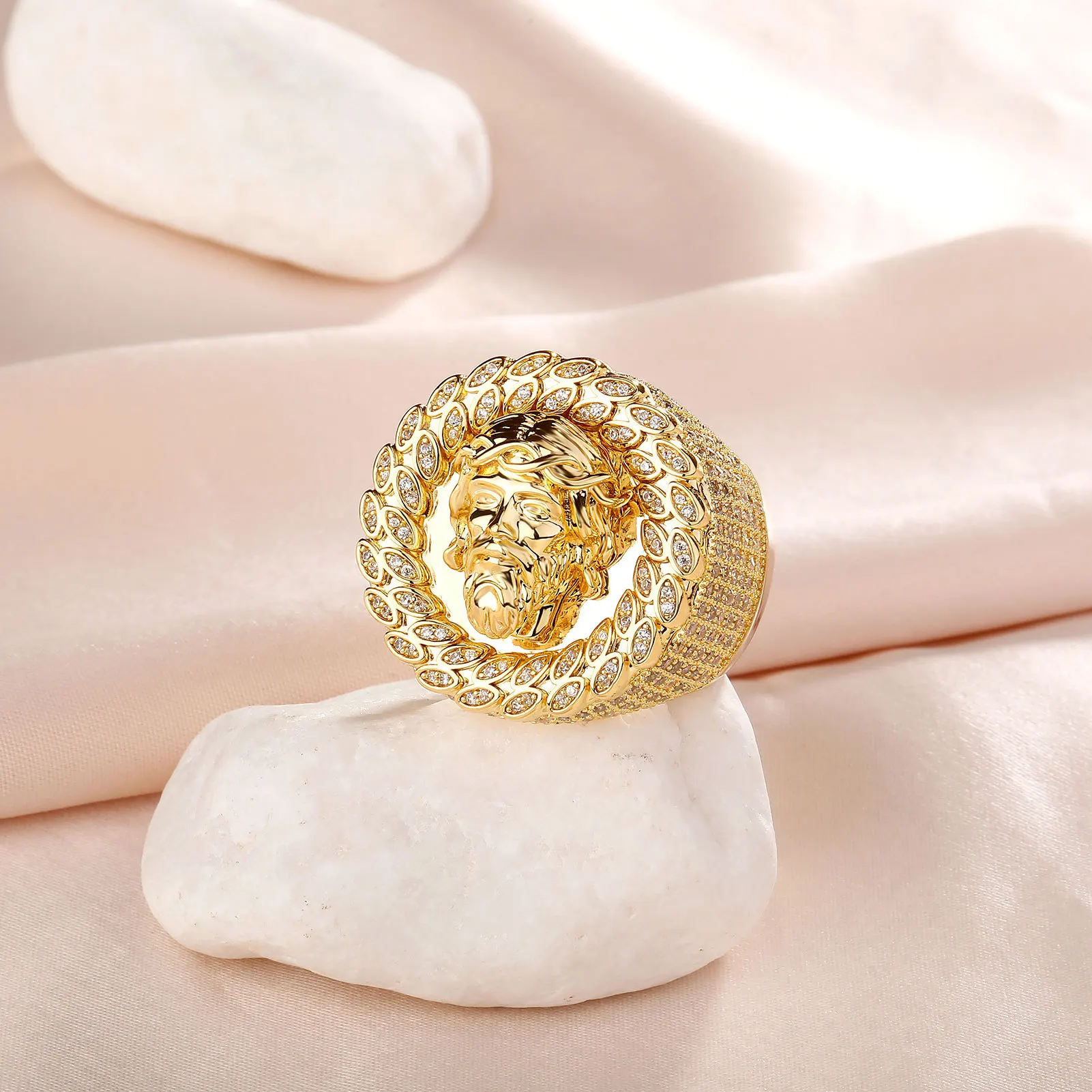 Men Bold Relief Portrait Hip Hop Ring Multi Layer Sparkling Wide Band Finger Ring Streetwear Fashion Accessories Wholesale