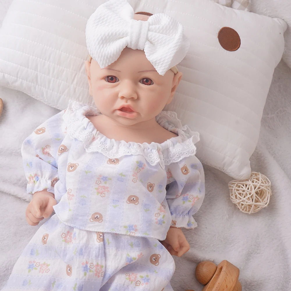19,69 ZOLL große wiedergeborene Ganzkörper-Silikonpuppe, bezauberndes Lächeln für Neugeborene