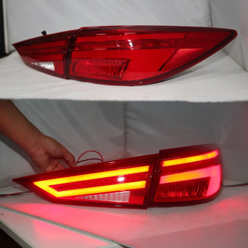 1 Set Led Back Rear Lamp For MAZDA 3 Axela Sedan Strip Taillight 2015-2018 Year Red