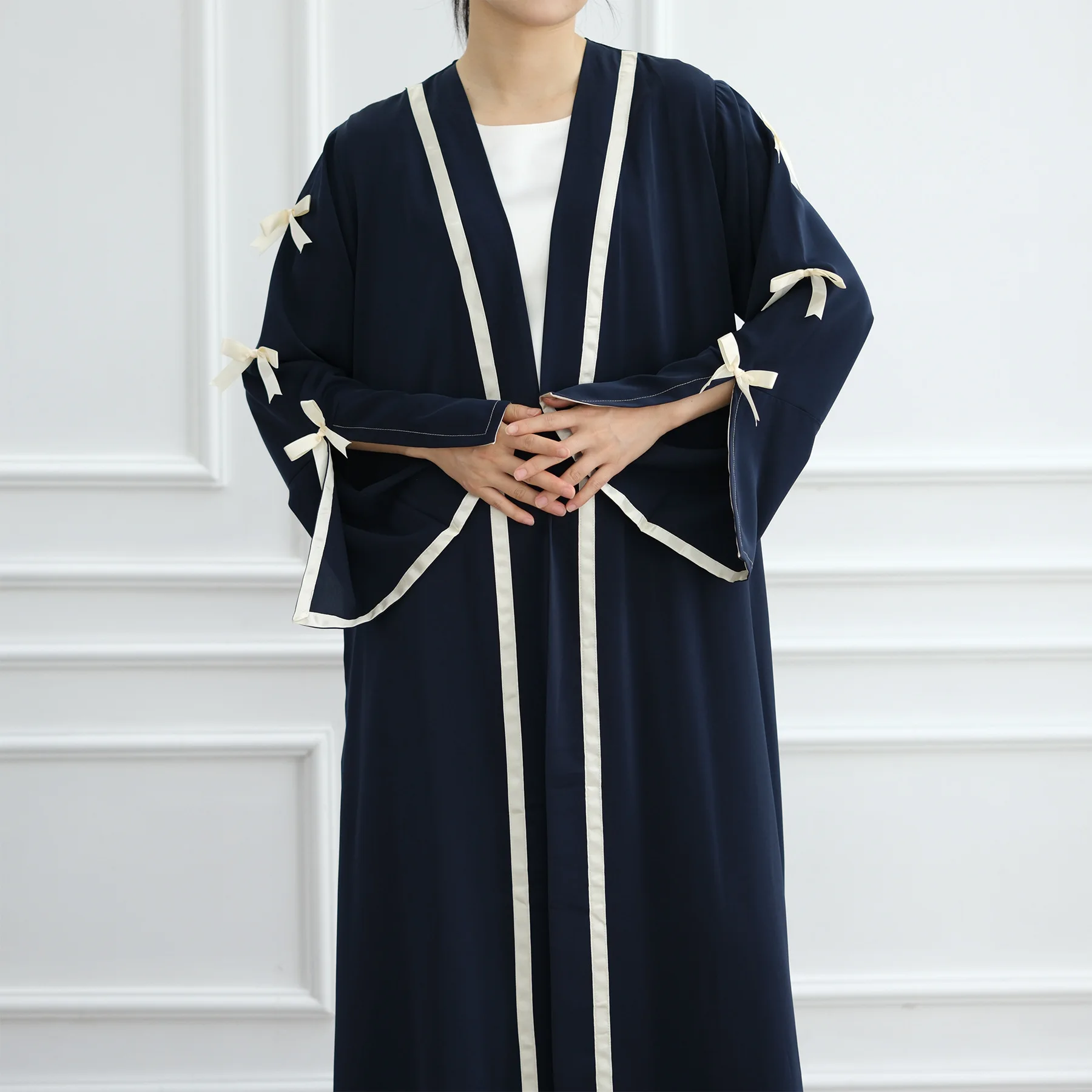 

2026 New Dubai Islamic Abaya for Muslim Women Bow Modest Long Dress Middle East Kebaya Kimono Cardigan Jalabiya Caftan Robe Gown