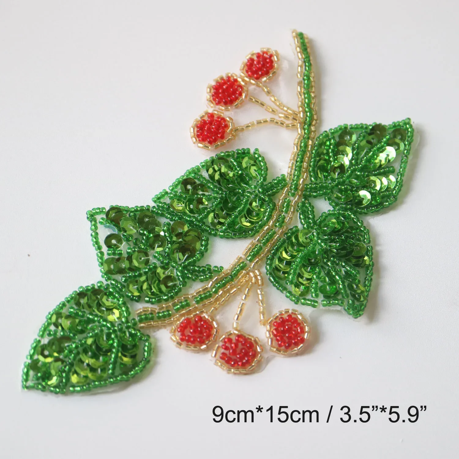 Handgefertigte Blumen-Applikationen mit Strasssteinen und Perlen für Kleidung, DIY-Aufnäher zum Aufnähen, Pailletten-Applikationen, bestickte Aufnäher. – Detail 39