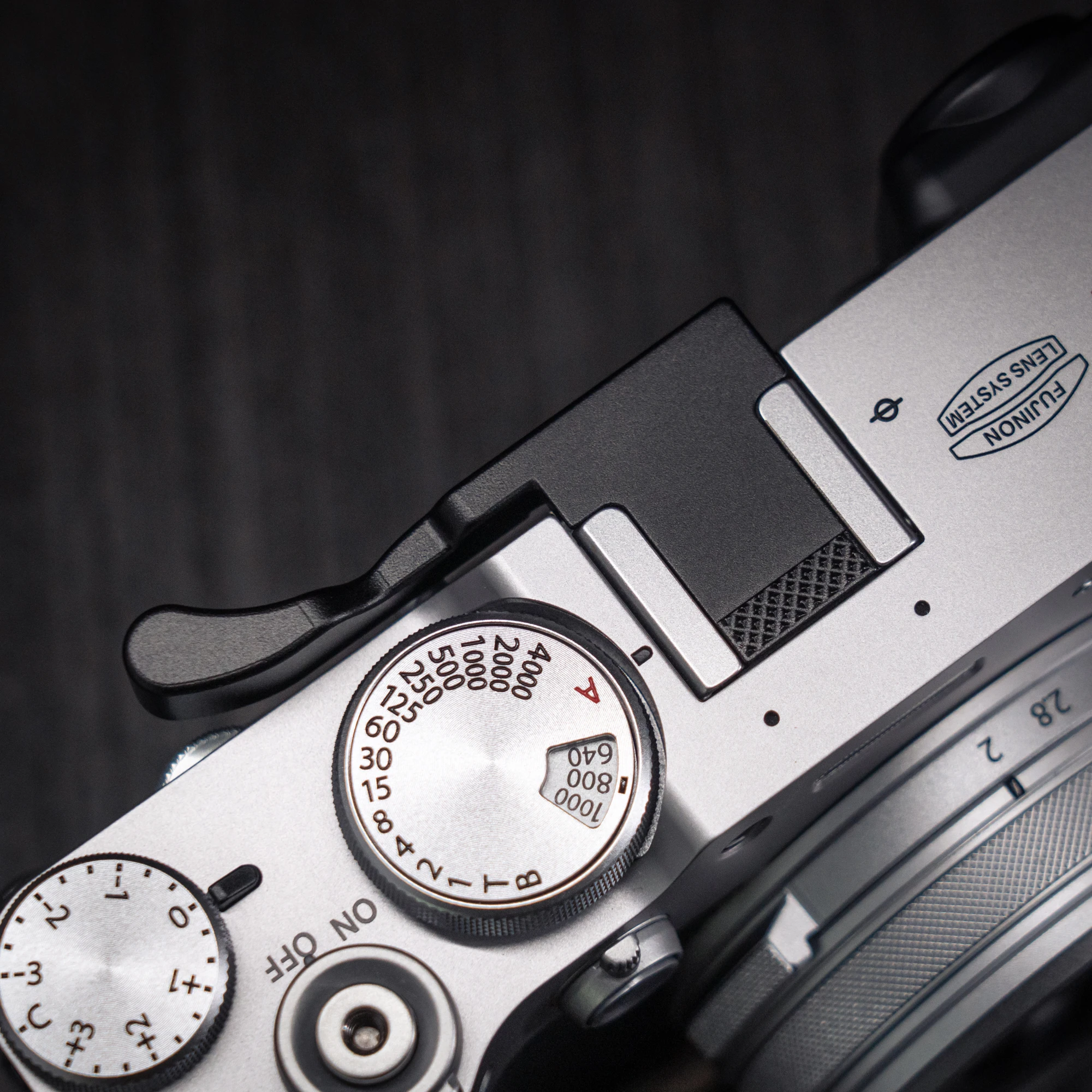 Aluminium-Metall-Handgriff für Fujifilm X100V Fuji X100VI Kamera – Daumenaufsteckgriff – Detail 11