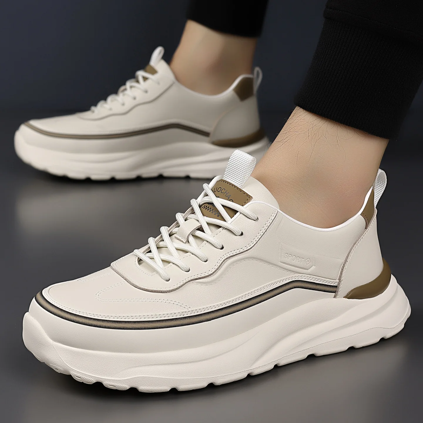 Autumn and Winter New Men's Business Casual Leather Shoes Men's Youth Versatile Sports Light Sole Sneakers Trendy Men's Sneakers