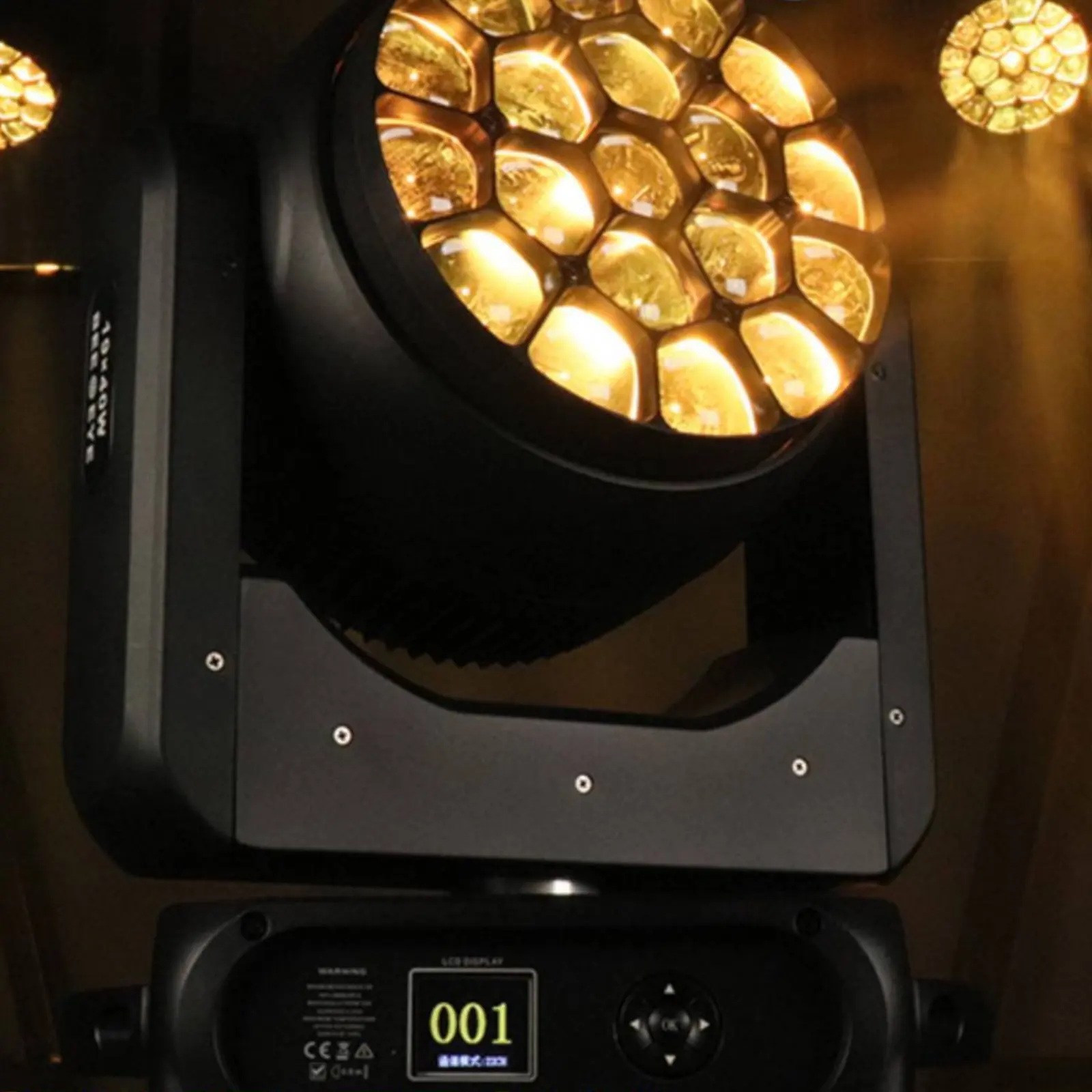 

Bee Eye Stage Light DMX512 Control 19 Lens Moving Light DJ Moving Head Fixture 750W Power Event Lighting for Live Streamers