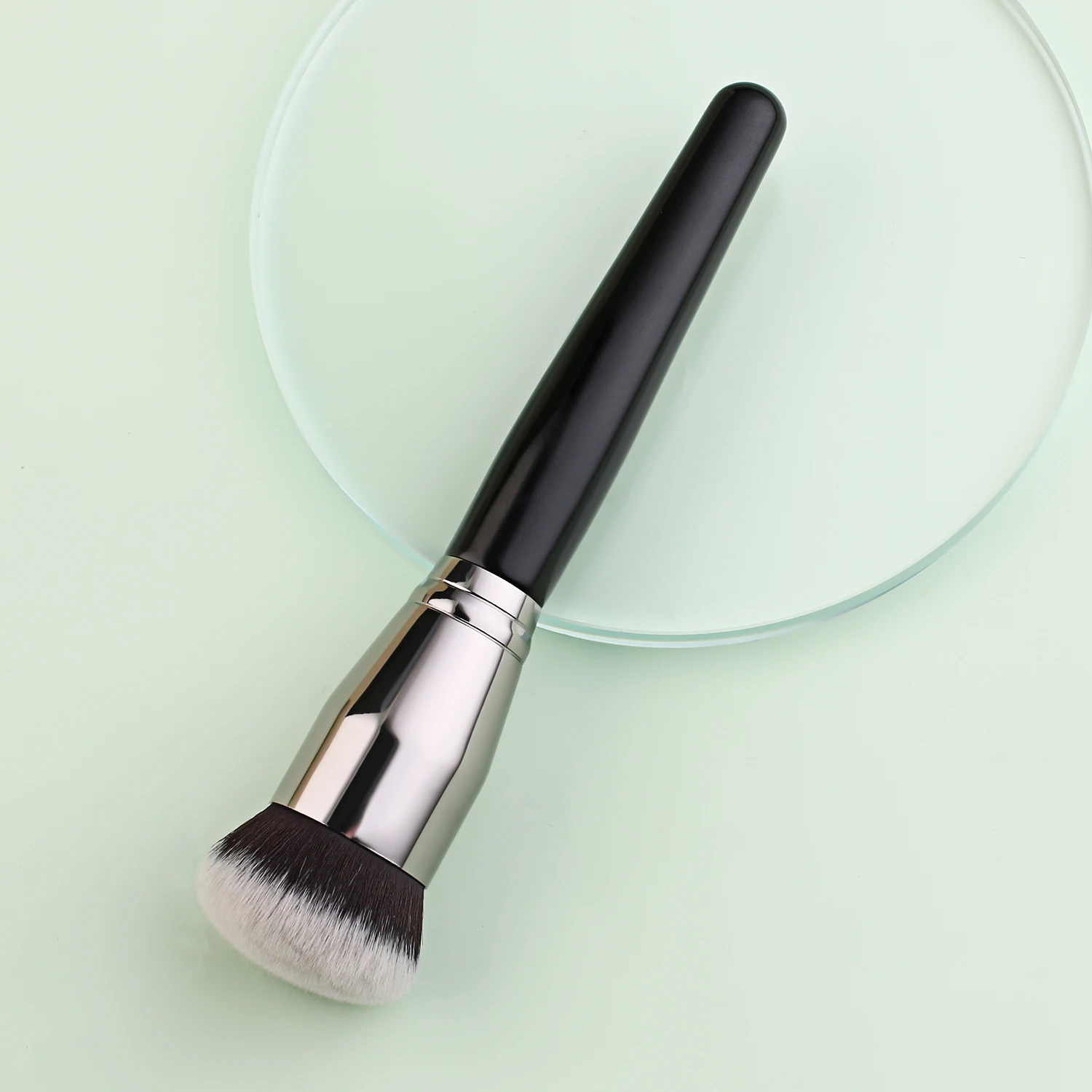 Black Foundation Make up Brush Cream Foundation buffing Makeup Brush Big Foundation Brush Synthetic Hair Face Makeup Tool