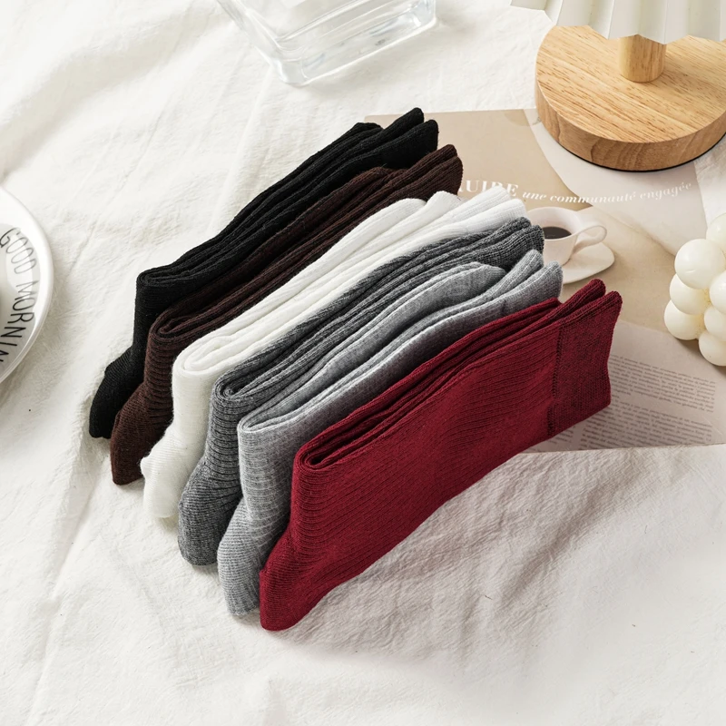 

4 Pairs/Lot Women's Ankola Red Mid Tube Socks Autumn and Spring Cotton Trendy Japanese Style Middle Tube Socks Pile Socks