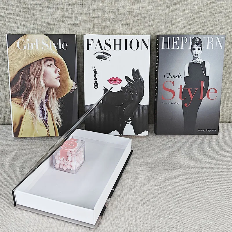 Luxury Brand Fake Books Fashion Girl Model Magazine Decorative Book Storage Box Coffee Table Villa Hotel Decor Shooting Props