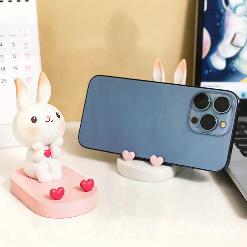 

Original Girl Heart Cartoon Rabbit Resin Ornaments Creative Mobile Phone Bracket for Lazy Office Desktop Fun Gift