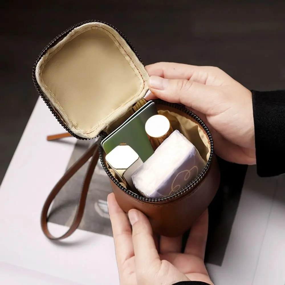 محفظة صغيرة خفيفة الوزن مربعة الشكل للعملات المعدنية مقاومة للماء لتخزين سماعات الرأس وأحمر الشفاه وحقيبة المعصم وحقيبة مكياج للنساء #2