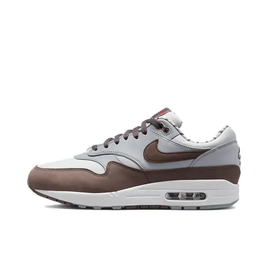 حذاء الجري Nike Brown Gray Air Max 1 '87 للرجال والنساء، مريح ومقاوم للانزلاق