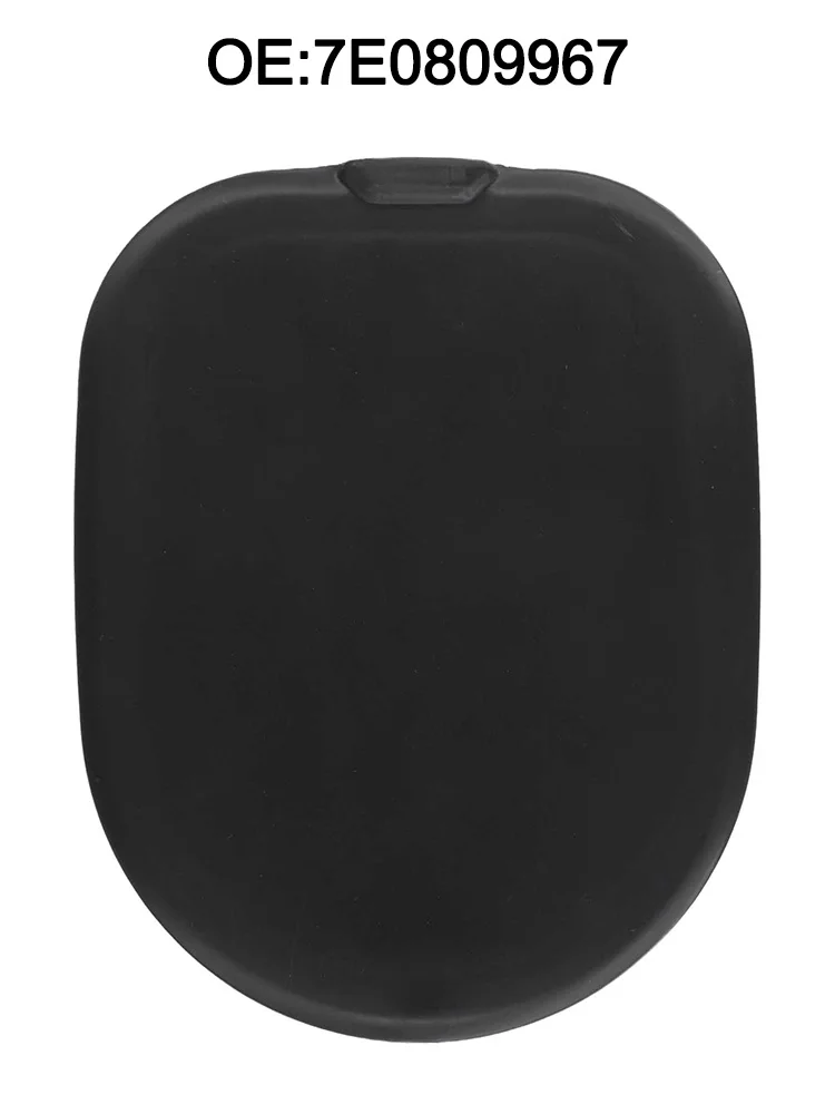 14*11*1cm OEM 7E0809967 Car Fender Cover Lightweight Design Quick Installation Process Suitable For Various Models