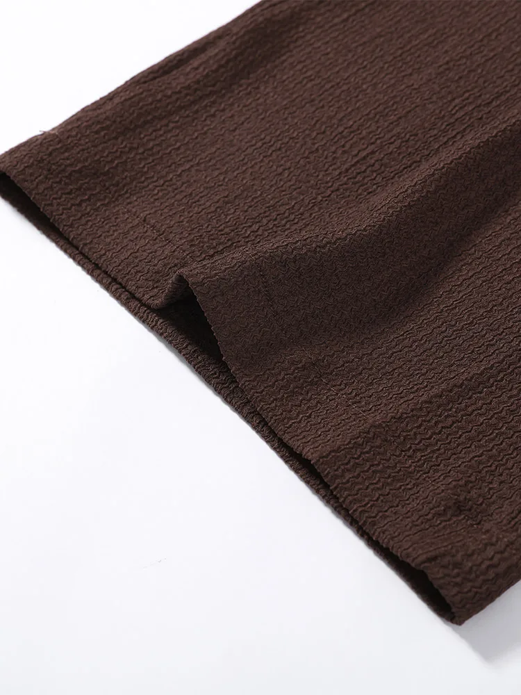 Texturiertes Spitzen-Oberteil mit V-Ausschnitt und Schnürung, Hosenanzüge für Damen, sexy Oberteile mit Fledermausärmeln und geraden Hosen mit hoher Taille, bezaubernde Damen-Outfits – Detail 9