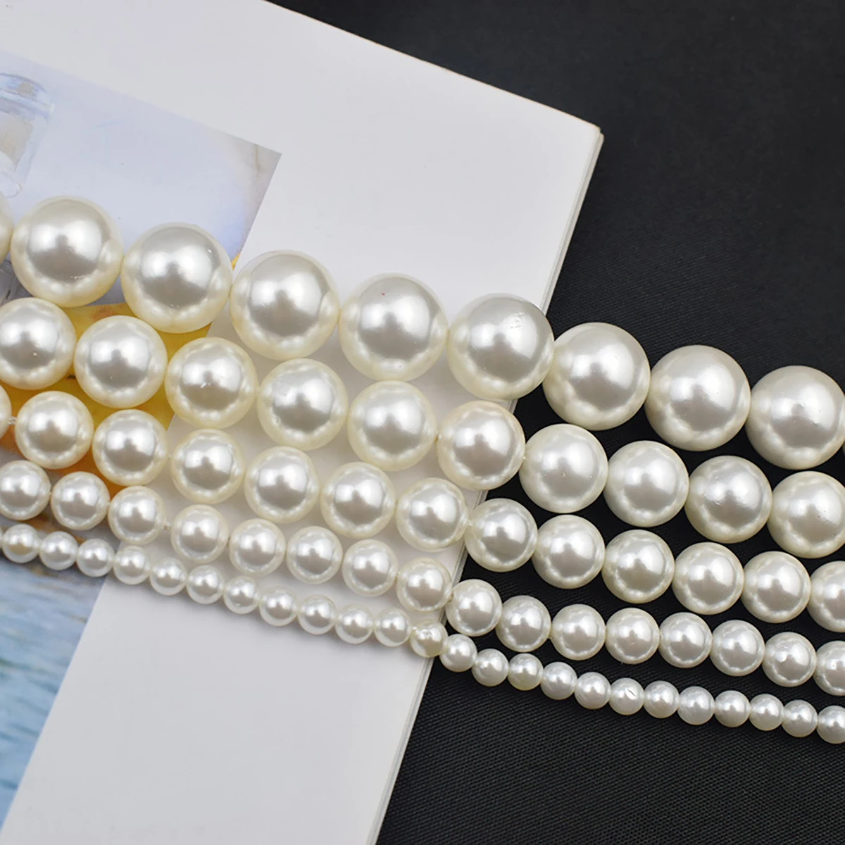 Factory Wholesale 3/4/6/8/10/12/14/16mm White Shell Pearl Round Loose Beads For Jewelry Making Choker Diy Bracelet Jewellery