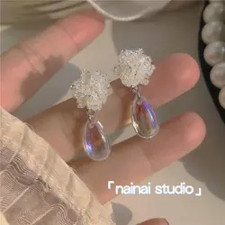 New White Blooming Flower Drop Earrings for Women Party Clear Acrylic Water-drop Dangle Earrings Sweet Elegant Jewelry Gift