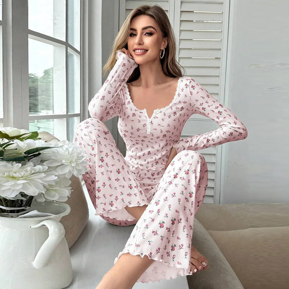 American Style New Fall and Winter Homewear Fashion Long Sleeve and Long Pants Pajamas for Women, Plus Size Two-Piece Set