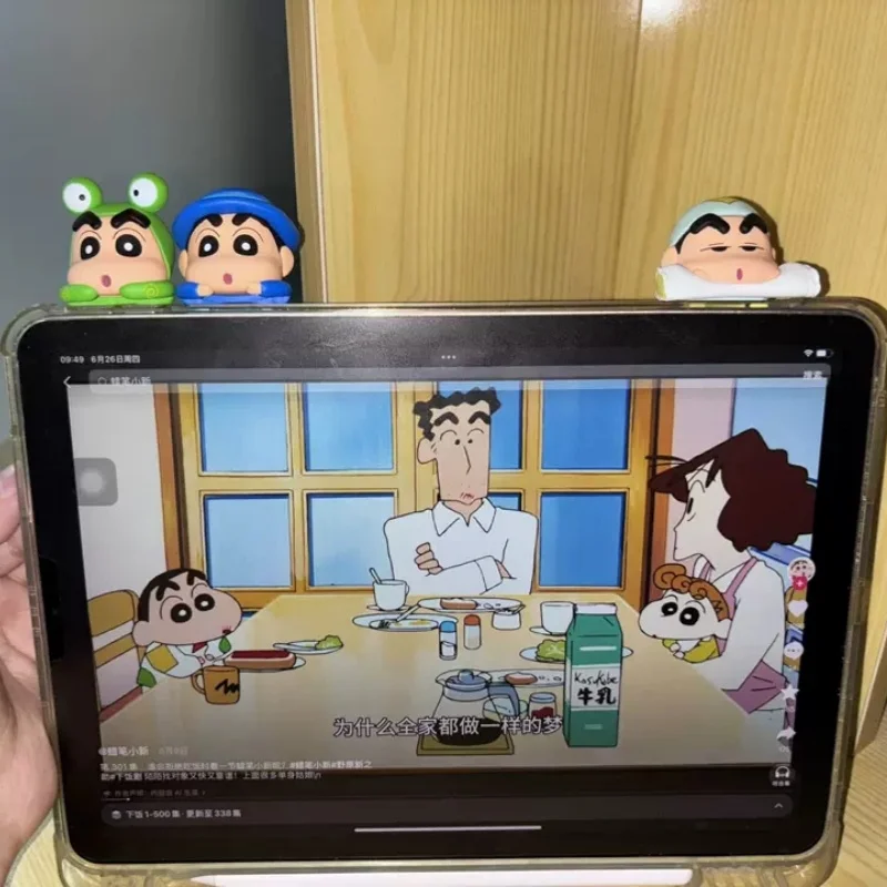 Crayon Shin Chan Animatie Beeldje Hanger Mobiele Telefoon Auto Decoratie Scherm Feestpop Cadeau voor Vrienden Computerornamenten