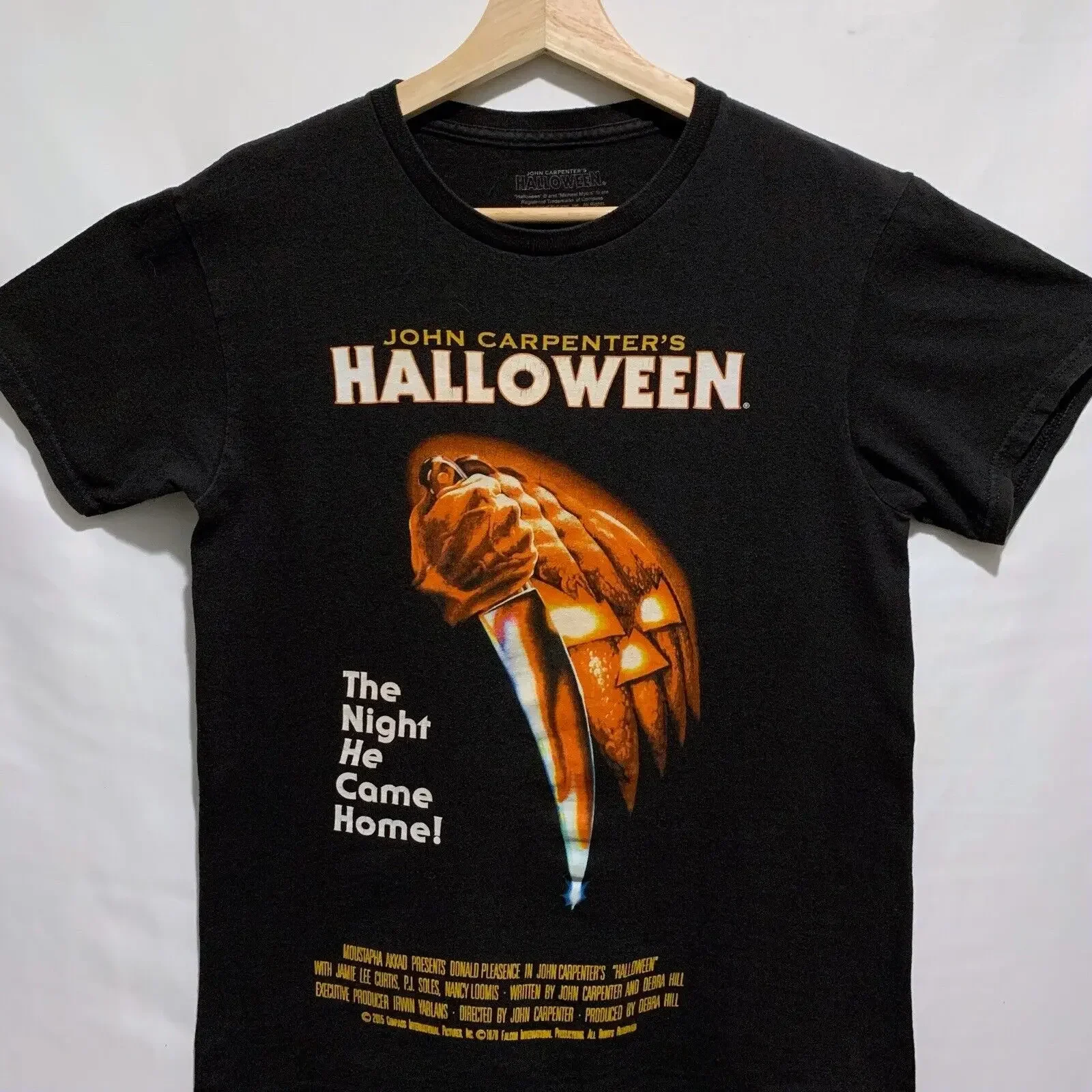 

John Carpenter s Halloween Movie Promo Poster T Shirt Size XS Black Horror long or short sleeves