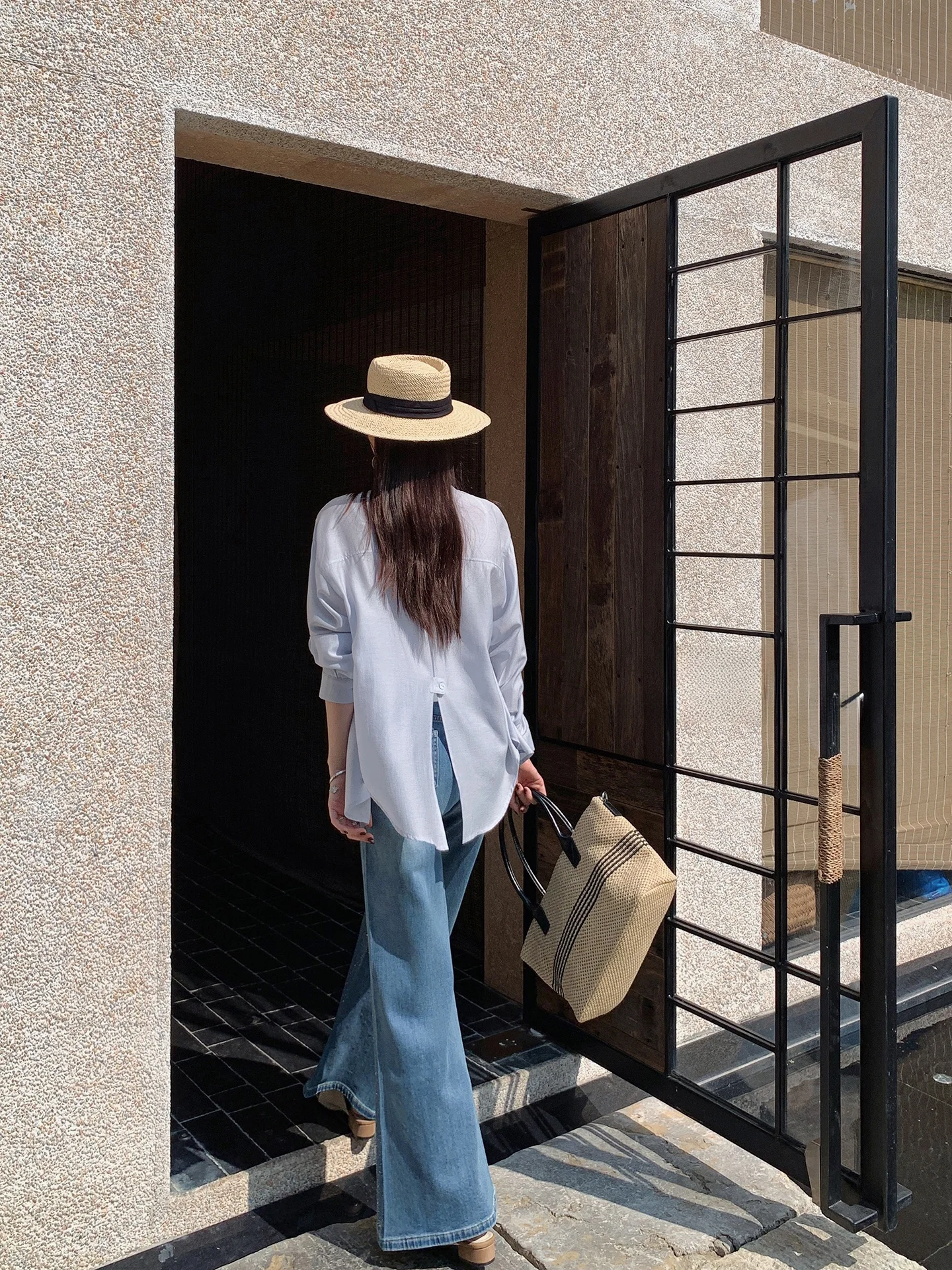 

Летняя тонкая солнцезащитная свободная повседневная рубашка-накидка Ms.Daoge с разрезом сзади, женская модная модель для офиса, из полиэстера и винилового волокна