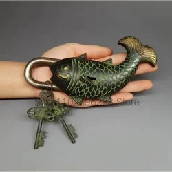 Vintage Style Brass Engraved Fish Shape Press Button Tricky Padlock with 2 Keys Decoration Metal Handicraft