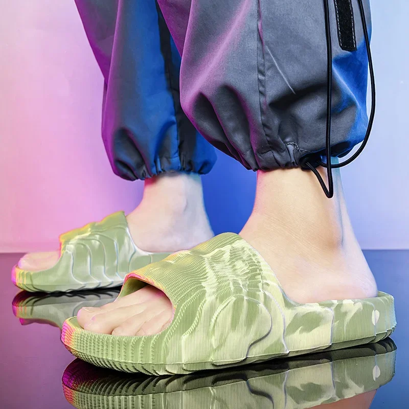Men's Slippers Summer Indoor Home 2023 New Bathroom Anti Slip Soft Sole Slippers EVA Fashion Trend Slippers