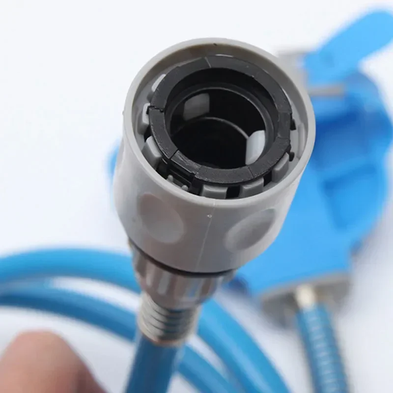 สุนัข Bath Artifact สัตว์เลี้ยงสเปรย์หัวตุ๊กตาหมี Satsuma แปรงแมวและสุนัขอุปกรณ์ซิลิโคนนวดหัวฝักบัว