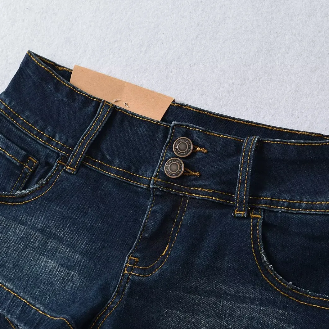 กางเกงยีนส์เอวต่ำทรงสุดฮิตสไตล์อเมริกันเรโทรสำหรับสาวฮอต ผ้ายืดหยุ่นกระชับทรงสวย เซ็กซี่ โชว์สะโพก ดีไซน์ทันสมัย เหมาะสำหรับฤดูร้อน มีกระดุมสองเม็ด