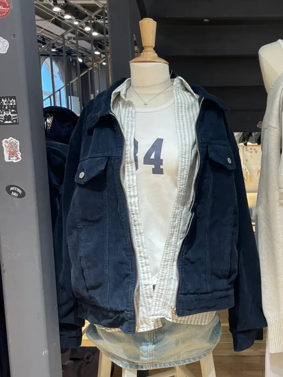 

Темно-синяя вельветовая свободная куртка с лацканами и карманами на молнии, женская осенняя новая хлопковая толстая теплая повседневная куртка, топ, винтажная простая верхняя одежда Y2K