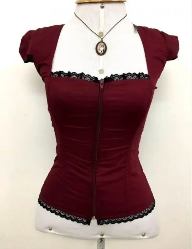 

Vintage Aesthetic Fashionable Red Tops Simplicity Lace Element Zip Up Personality Tops New Shirts Women's Kawaii Clothes