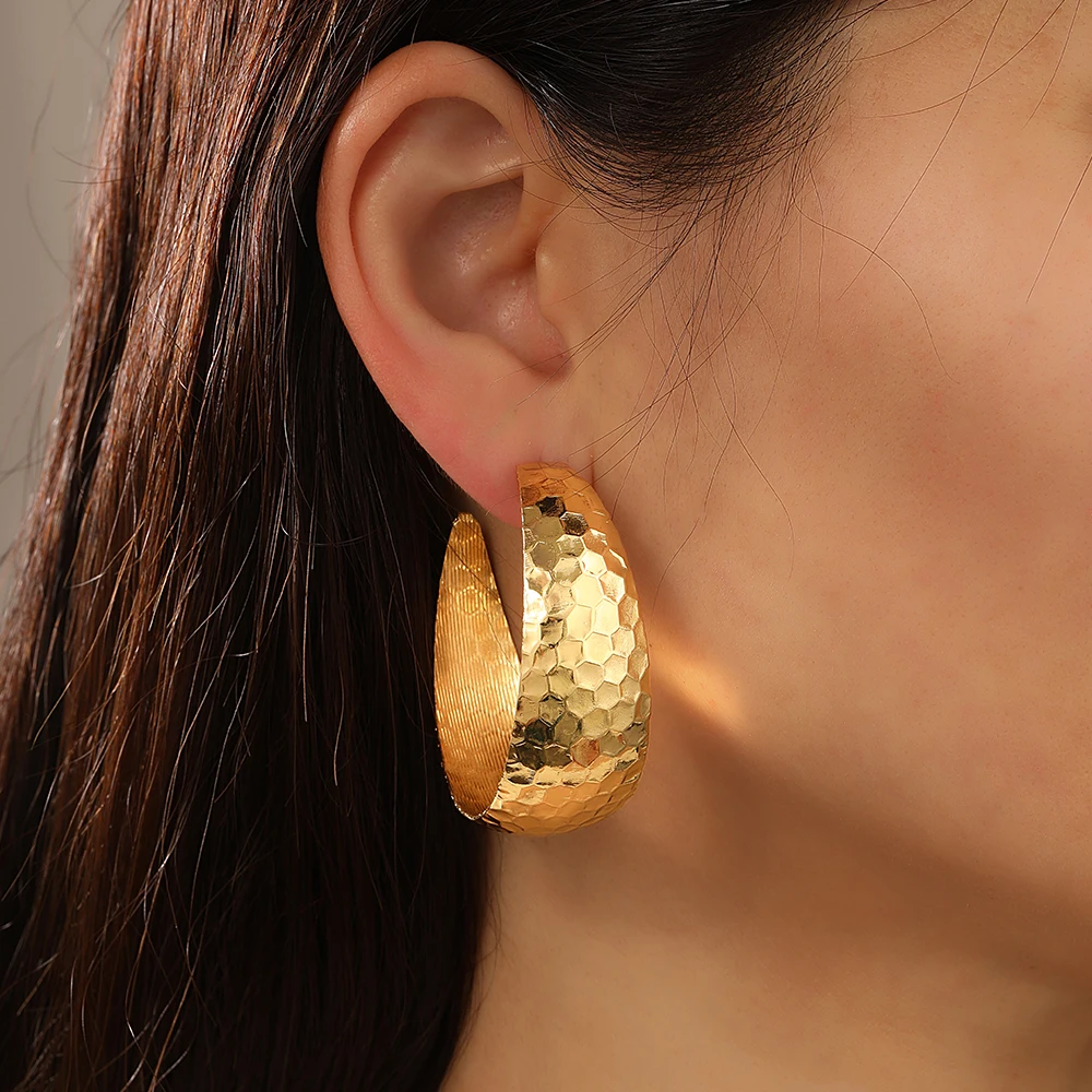 17KM Fashion Big Circle Hoop Earrings for Women Simple Gold Color Earring Studs Luxury  Earring Sets New Trend Party Gifts