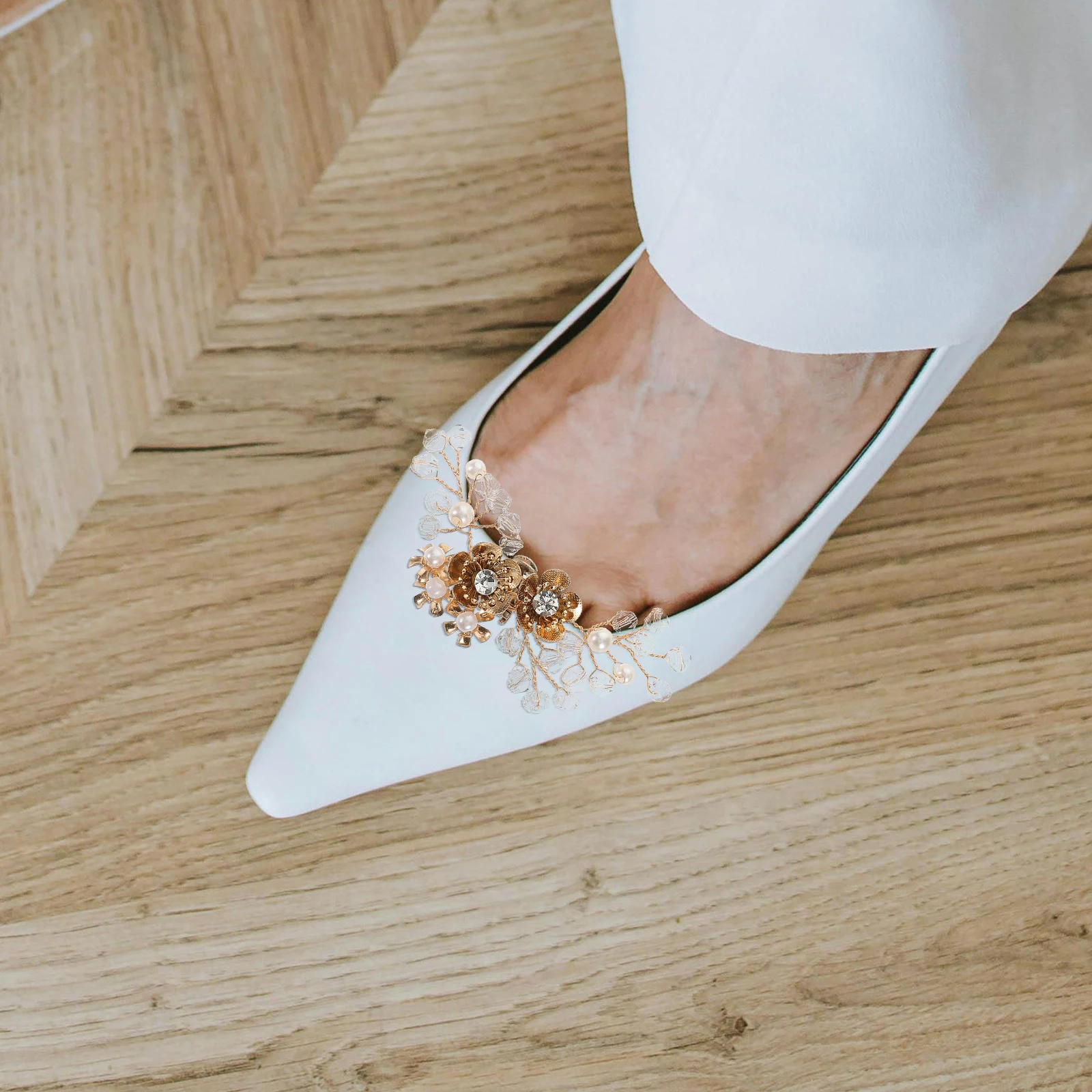 

2pcs Flower Crystal Shoe Decoration Clips For Women Bridal Wedding Detachable Rhinestone Buckles Shoe Ornaments Accessories