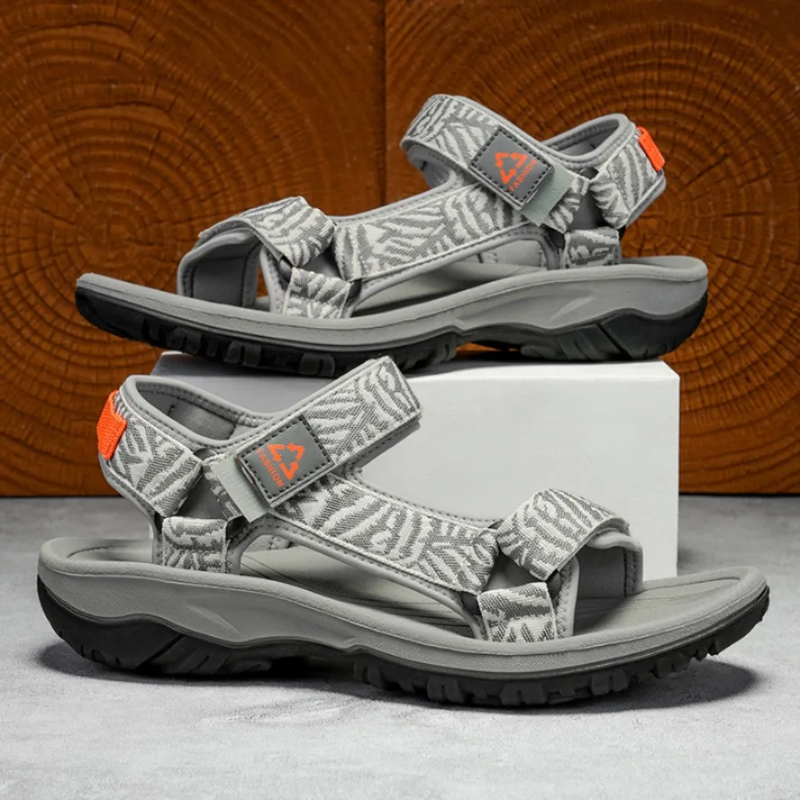

Классические мужские спортивные сандалии для походов, легкие повседневные пляжные туфли, летние дышащие сандалии с открытым носком для путешествий и прогулок 2026