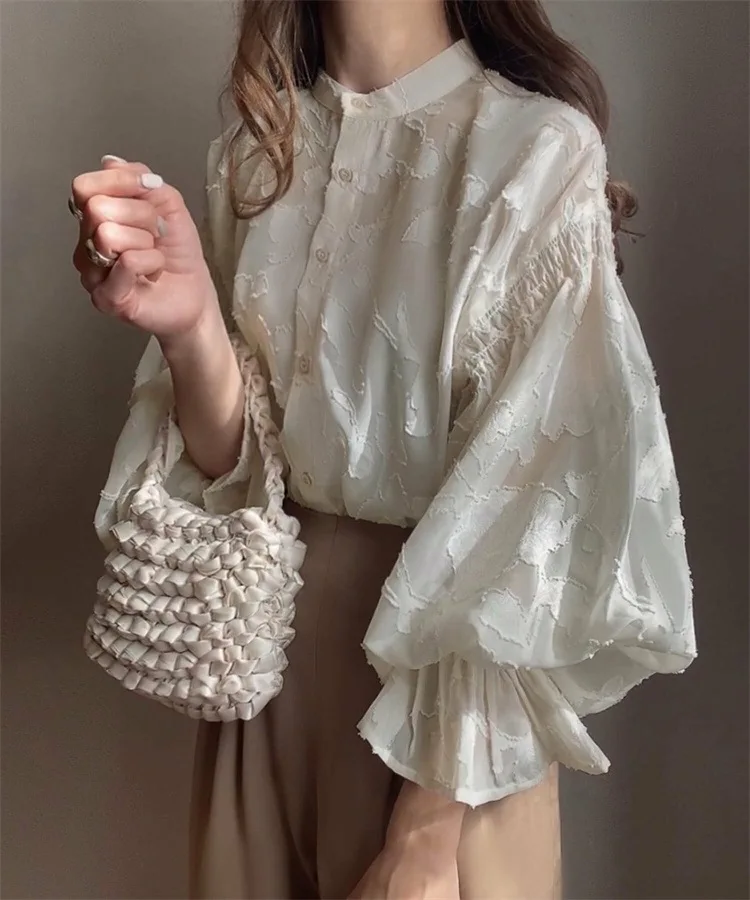 일본 라쿠텐 여름 신상 플로럴 자카드 랜턴 슬리브 투명 셔츠